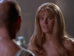 extant_XenaWarriorPrincess_2x11-HereSheComesMissAmphipolis_01334