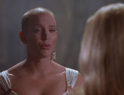 extant_XenaWarriorPrincess_2x11-HereSheComesMissAmphipolis_01337
