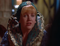 extant_XenaWarriorPrincess_2x11-HereSheComesMissAmphipolis_01380