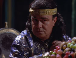 extant_XenaWarriorPrincess_2x11-HereSheComesMissAmphipolis_01416