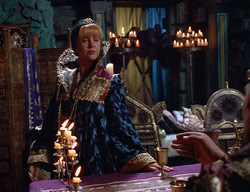 extant_XenaWarriorPrincess_2x11-HereSheComesMissAmphipolis_01439