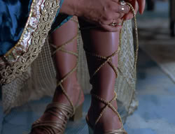 extant_XenaWarriorPrincess_2x11-HereSheComesMissAmphipolis_01459