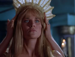extant_XenaWarriorPrincess_2x11-HereSheComesMissAmphipolis_01472