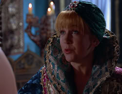 extant_XenaWarriorPrincess_2x11-HereSheComesMissAmphipolis_01486