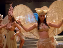 extant_XenaWarriorPrincess_2x11-HereSheComesMissAmphipolis_01542