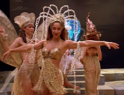 extant_XenaWarriorPrincess_2x11-HereSheComesMissAmphipolis_01551