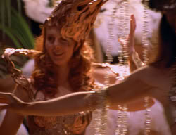 extant_XenaWarriorPrincess_2x11-HereSheComesMissAmphipolis_01555