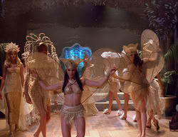 extant_XenaWarriorPrincess_2x11-HereSheComesMissAmphipolis_01564