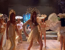 extant_XenaWarriorPrincess_2x11-HereSheComesMissAmphipolis_01568