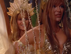 extant_XenaWarriorPrincess_2x11-HereSheComesMissAmphipolis_01574