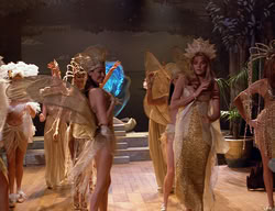 extant_XenaWarriorPrincess_2x11-HereSheComesMissAmphipolis_01580