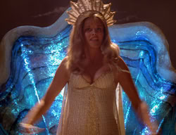 extant_XenaWarriorPrincess_2x11-HereSheComesMissAmphipolis_01610