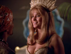 extant_XenaWarriorPrincess_2x11-HereSheComesMissAmphipolis_01642