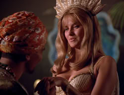 extant_XenaWarriorPrincess_2x11-HereSheComesMissAmphipolis_01653