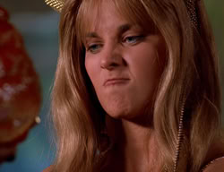extant_XenaWarriorPrincess_2x11-HereSheComesMissAmphipolis_01658