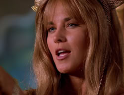 extant_XenaWarriorPrincess_2x11-HereSheComesMissAmphipolis_01666