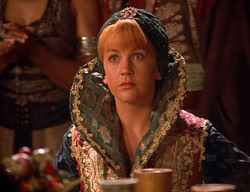 extant_XenaWarriorPrincess_2x11-HereSheComesMissAmphipolis_01820