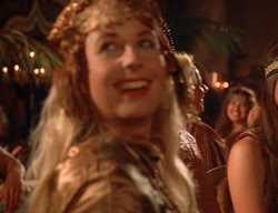 extant_XenaWarriorPrincess_2x11-HereSheComesMissAmphipolis_01823