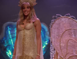 extant_XenaWarriorPrincess_2x11-HereSheComesMissAmphipolis_01897