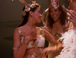 extant_XenaWarriorPrincess_2x11-HereSheComesMissAmphipolis_01909