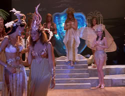 extant_XenaWarriorPrincess_2x11-HereSheComesMissAmphipolis_01960