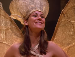 extant_XenaWarriorPrincess_2x11-HereSheComesMissAmphipolis_01990