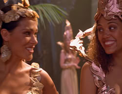 extant_XenaWarriorPrincess_2x11-HereSheComesMissAmphipolis_02010