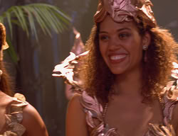 extant_XenaWarriorPrincess_2x11-HereSheComesMissAmphipolis_02011