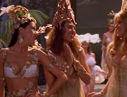 extant_XenaWarriorPrincess_2x11-HereSheComesMissAmphipolis_02027