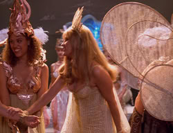 extant_XenaWarriorPrincess_2x11-HereSheComesMissAmphipolis_02030