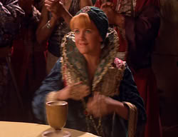 extant_XenaWarriorPrincess_2x11-HereSheComesMissAmphipolis_02036