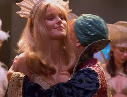 extant_XenaWarriorPrincess_2x11-HereSheComesMissAmphipolis_02062