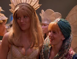extant_XenaWarriorPrincess_2x11-HereSheComesMissAmphipolis_02065