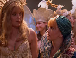 extant_XenaWarriorPrincess_2x11-HereSheComesMissAmphipolis_02073