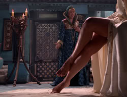 extant_XenaWarriorPrincess_2x11-HereSheComesMissAmphipolis_02076