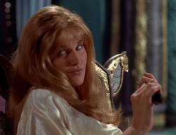 extant_XenaWarriorPrincess_2x11-HereSheComesMissAmphipolis_02077
