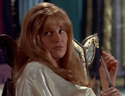 extant_XenaWarriorPrincess_2x11-HereSheComesMissAmphipolis_02118