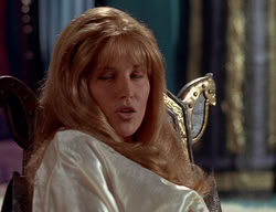 extant_XenaWarriorPrincess_2x11-HereSheComesMissAmphipolis_02125