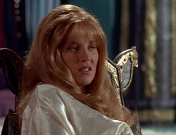 extant_XenaWarriorPrincess_2x11-HereSheComesMissAmphipolis_02127