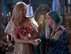 extant_XenaWarriorPrincess_2x11-HereSheComesMissAmphipolis_02294