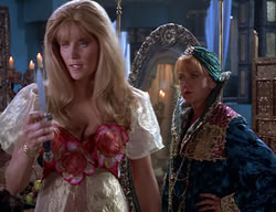 extant_XenaWarriorPrincess_2x11-HereSheComesMissAmphipolis_02300