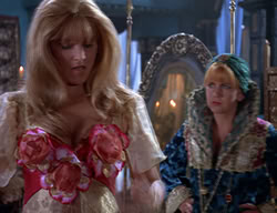 extant_XenaWarriorPrincess_2x11-HereSheComesMissAmphipolis_02302
