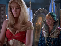 extant_XenaWarriorPrincess_2x11-HereSheComesMissAmphipolis_02311