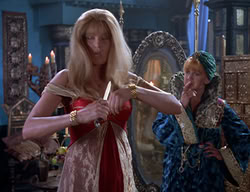 extant_XenaWarriorPrincess_2x11-HereSheComesMissAmphipolis_02319