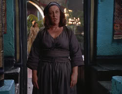 extant_XenaWarriorPrincess_2x11-HereSheComesMissAmphipolis_02321