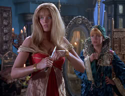 extant_XenaWarriorPrincess_2x11-HereSheComesMissAmphipolis_02325
