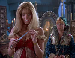extant_XenaWarriorPrincess_2x11-HereSheComesMissAmphipolis_02333