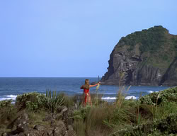 extant_XenaWarriorPrincess_2x11-HereSheComesMissAmphipolis_02345