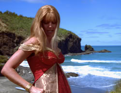 extant_XenaWarriorPrincess_2x11-HereSheComesMissAmphipolis_02363