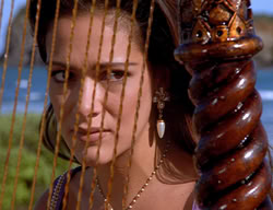 extant_XenaWarriorPrincess_2x11-HereSheComesMissAmphipolis_02397